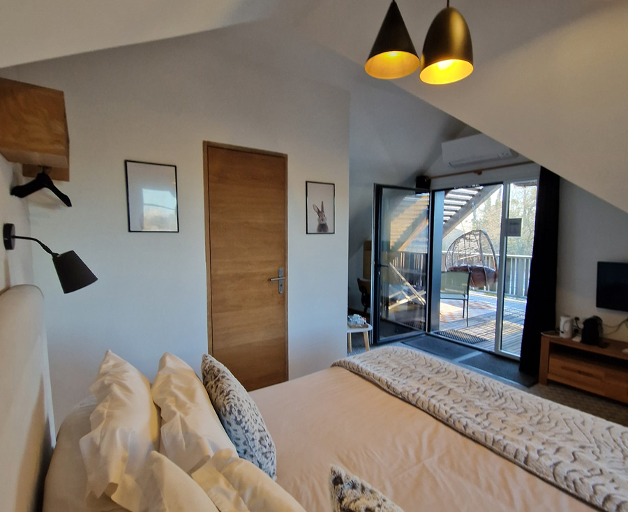 Chambre de charme près du Mans avec terrasses Le jardin des 4 saisons