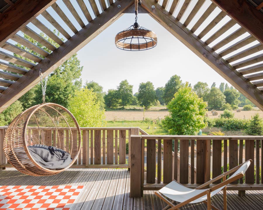 Chambre de charme avec terrasse proche du Mans le jardin des saisons