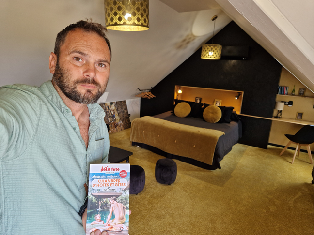 le-petit-futé-chambre-de-charme-le-jardin-des-4-saisons-le-mans