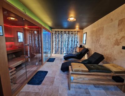 SPA espace bien être près du Mans au gite 4 étoiles les jardin des 4 saisons